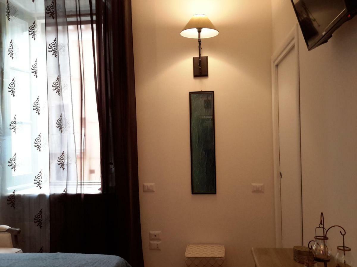 Le Stanze Di Penelope Bed and Breakfast Σαλέρνο Εξωτερικό φωτογραφία
